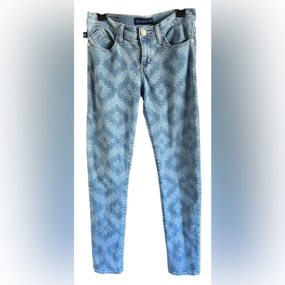 Hostess Pick 🥳💥 Rock & Republic Blue Patterned Women's Jeans - Picture 5 of 11
